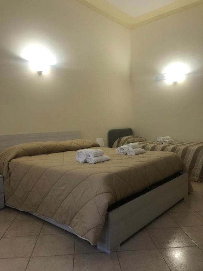 Guest House Via Poerio Καταντζάρο Εξωτερικό φωτογραφία